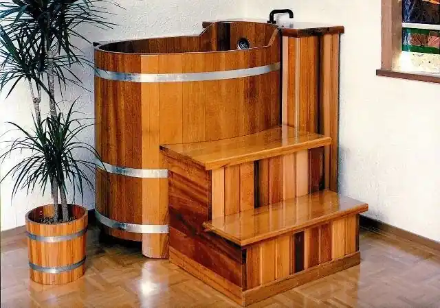Holz-Whirlpool Kambala 1300 x 790 x 1000 mm Highlight