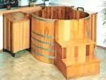 Direktkauf Blumenberg Holz-Whirlpool Lärche Rund Ø 1530 mm 2 Rückenlehnen 12 Düsen