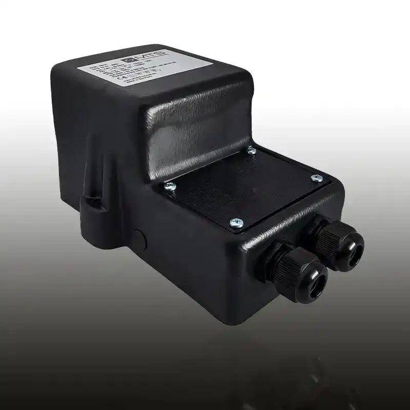 MTS Schwimmbad verstellbarer Sicherheistransformator 150VA 11V / 12V / 13V AC geeignet für PAR56 LED 2-Draht Leuchtmittel Top-Preis