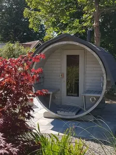 Fass-Sauna, Bausatz, 3000 mm Länge, offener Vorraum, elektrischer Ofen Heißes Angebot