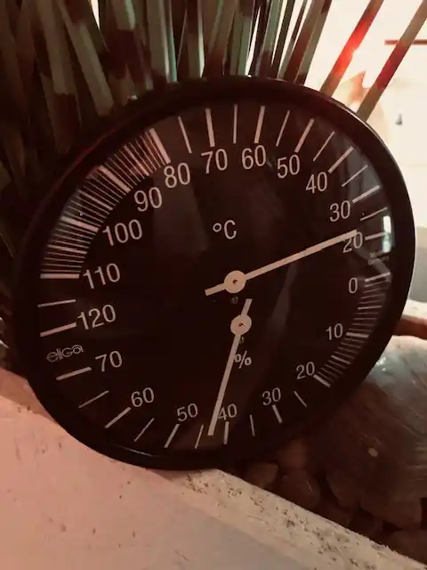 Klimamesser Thermometer und Hygromter schwarz Eliga Expressversand